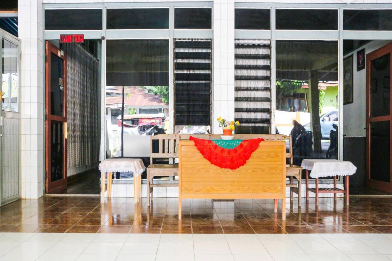 Spot On 91212 Hotel Kelimutu Kupang  Ngoại thất bức ảnh